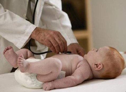Controles médicos en bebés